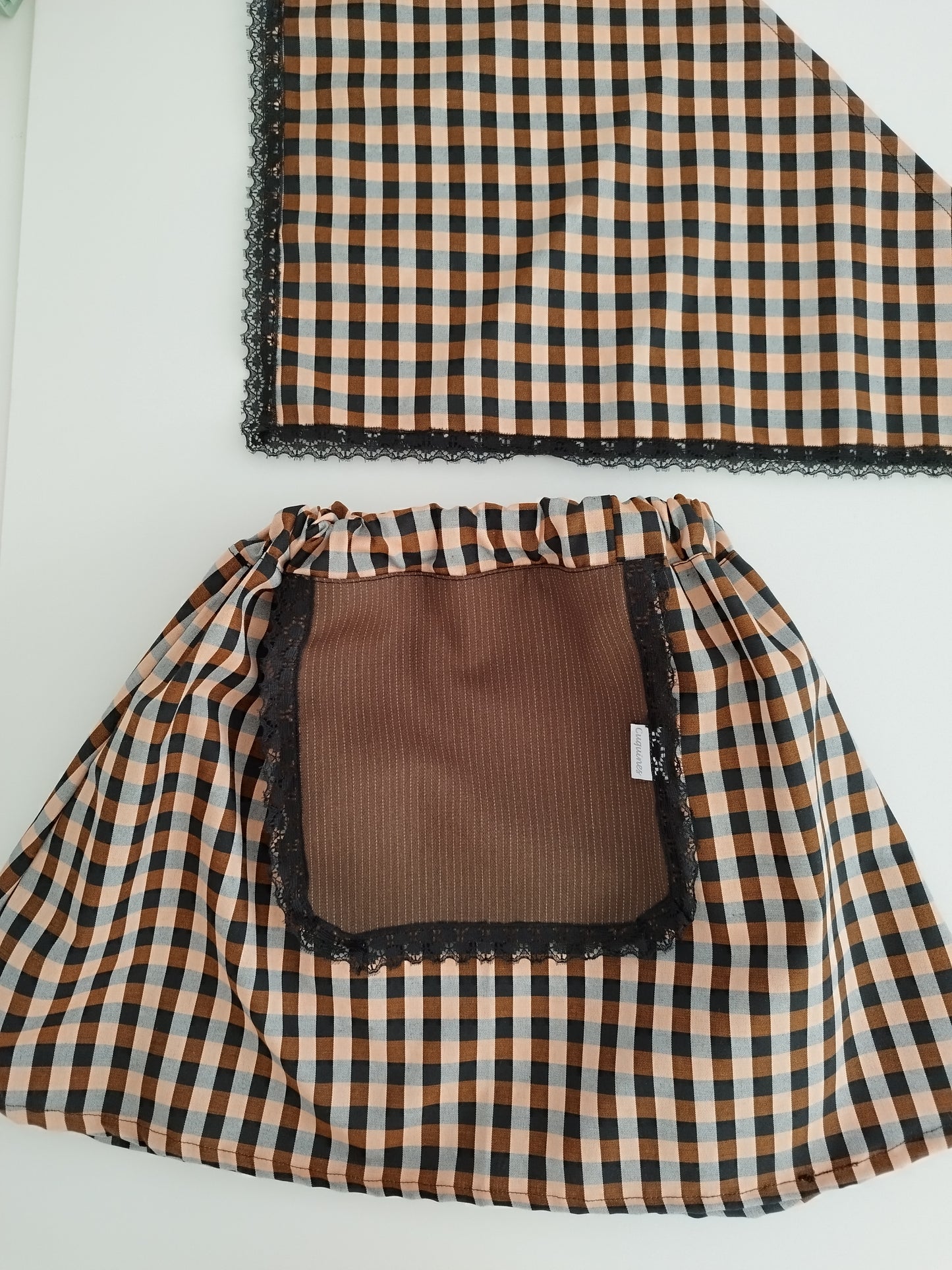 Falda de castañera con pañoleta