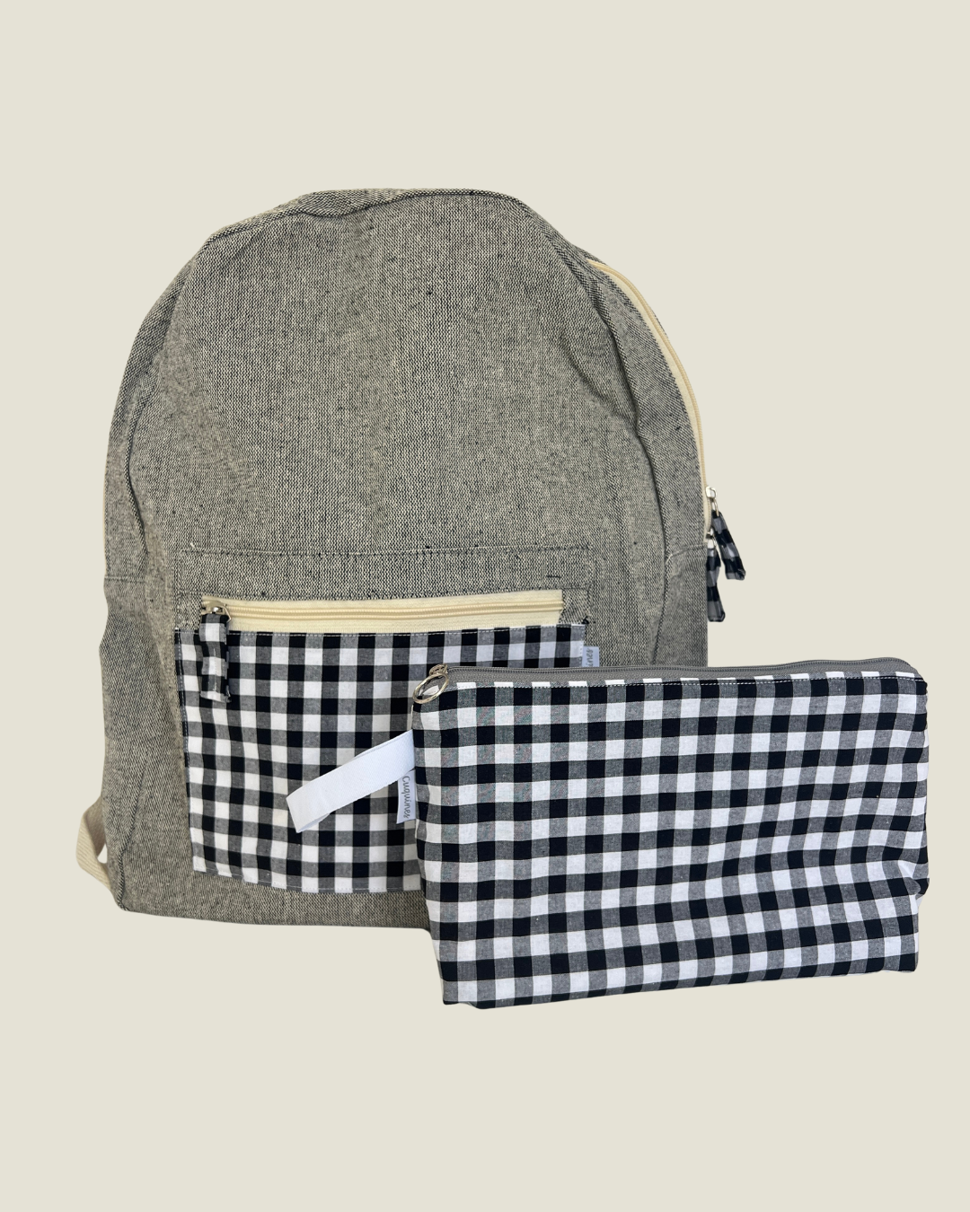 Mochila con cremallera + neceser a juego