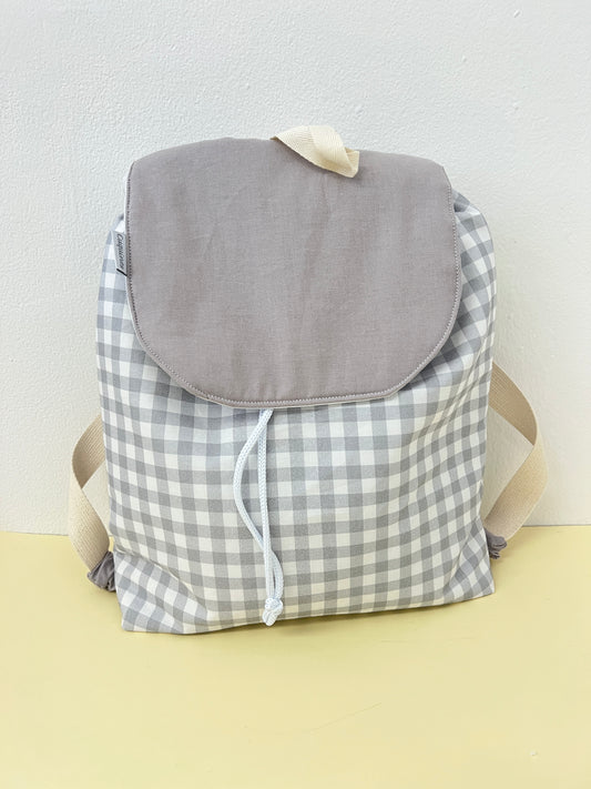 Mochila de solapa Vichy Gris